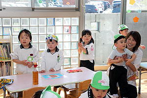 入園2日目の様子です　うさぎ・りす・ことり・こあら