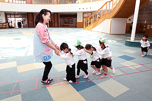 入園2日目の様子です　うさぎ・りす・ことり・こあら