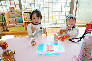 入園2日目の給食　年少組