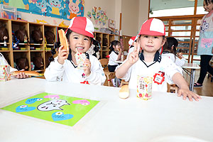 入園2日目の給食　年少組