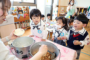 給食おいしかったね　年少組