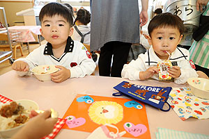 給食おいしかったね　年少組