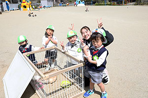 園庭遊び楽しかったね‼　　年少組