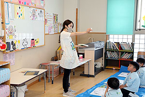 絵画教室　C・D・E