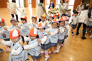 4月生まれのお誕生会　年少組