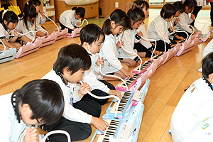 ピアニカ活動　D