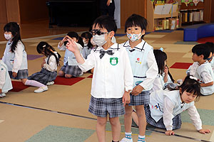 視力・聴力検査がありました　　年長組