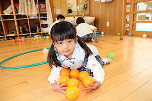 ボール遊び　楽しかったね‼　ことり