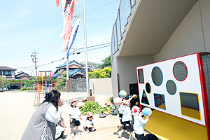 投てき板で見事　命中‼　　りす