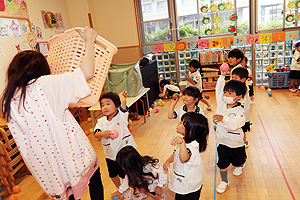 ボール遊び　楽しかったね！　きりん