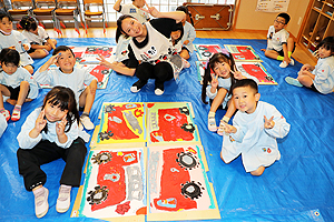 絵画教室　個性いっぱいの作品が完成　A・B