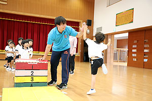 体操教室　ー跳び箱ー　ひまわり