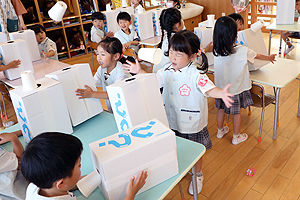 科学教室で「空気のパワー」について学びました！　ひまわり・さくら・たんぽぽ