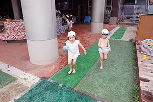 どろんこ遊び　たんぽぽ・ひまわり