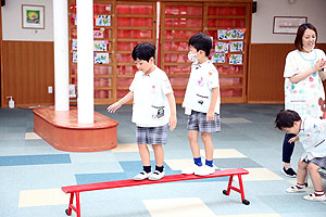 サーキット遊び　うさぎ・きりん・すみれ