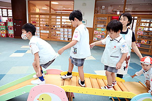 サーキット遊び　うさぎ・きりん・すみれ