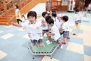 サーキット遊び　うさぎ・きりん・すみれ