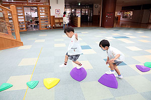 サーキット遊び　うさぎ・きりん・すみれ