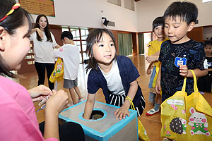 エンゼル七夕まつり　おかしのつかみどり・的あて・わなげ　年長　NO.1