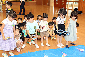 エンゼル七夕まつり　おかしのつかみどり・的あて・わなげ　年長　　NO.2