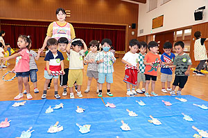 エンゼル七夕まつり　おかしのつかみどり・的当て・わなげ　年少　NO.1