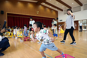 エンゼル七夕まつり　おかしのつかみどり・的当て・わなげ　年少　NO.2