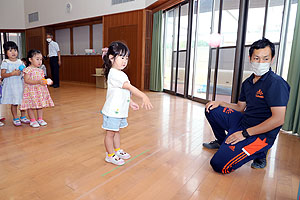 エンゼル七夕まつり　おかしのつかみどり・的当て・わなげ　年少　NO.2