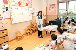 海の生き物の制作　きりん