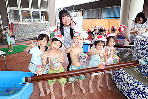 カラフル流しそうめん　楽しかったね！　ぱんだ・りす