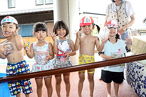 カラフル流しそうめん　楽しかったね！　ぱんだ・りす