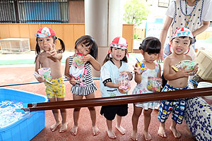 カラフル流しそうめん　楽しかったね！　ぱんだ・りす