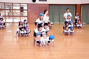 体操教室　組体操　年長組