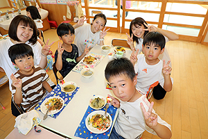 カミングエンゼル　1年生のみなさんお帰りなさい！美味しかったね給食　NO.3