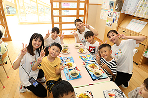 カミングエンゼル　1年生のみなさんお帰りなさい！美味しかったね給食　NO.3