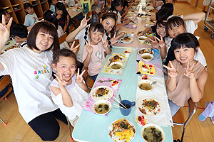 カミングエンゼル　1年生のみなさんお帰りなさい！美味しかったね給食　NO.3