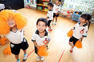 ダンシングぽんぽん入れゲーム　きりん