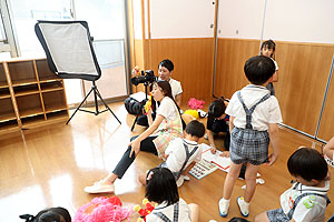 卒園アルバムの写真撮影　　C・D・E