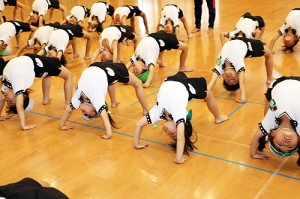 組体操・バルーン活動がんばっています！　A・B　NO.1