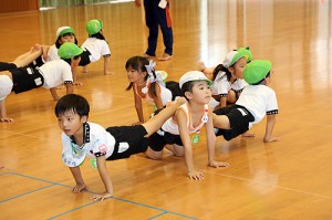 組体操・バルーン活動がんばっています！　A・B　NO.1