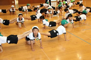 組体操・バルーン活動がんばっています！　A・B　NO.1