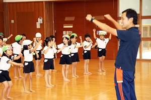 組体操・バルーン活動がんばっています！　A・B　NO.1
