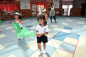 運動会のリズム活動　ひまわり・さくら・たんぽぽ