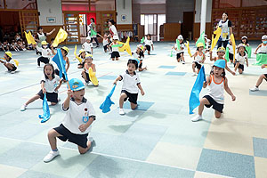 運動会のリズム活動　ひまわり・さくら・たんぽぽ