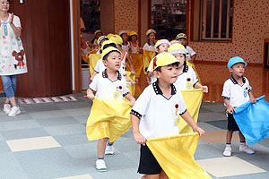 運動会のリズム活動　ひまわり・さくら・たんぽぽ