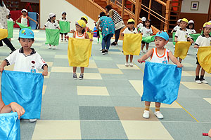 運動会のリズム活動　ひまわり・さくら・たんぽぽ