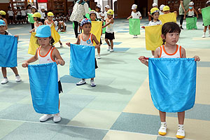 運動会のリズム活動　ひまわり・さくら・たんぽぽ