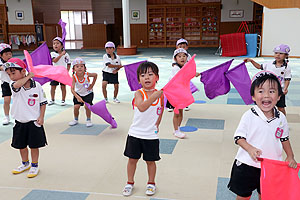 運動会のリズム活動　ばら・すみれ