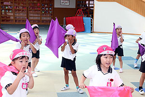 運動会のリズム活動　ばら・すみれ