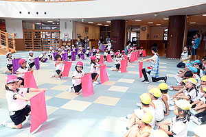 運動会のリズム活動　ばら・すみれ