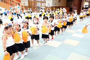 運動会のリズム活動　ぱんだ・こあら・きりん